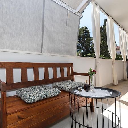 Apartment M&J Supetar Εξωτερικό φωτογραφία