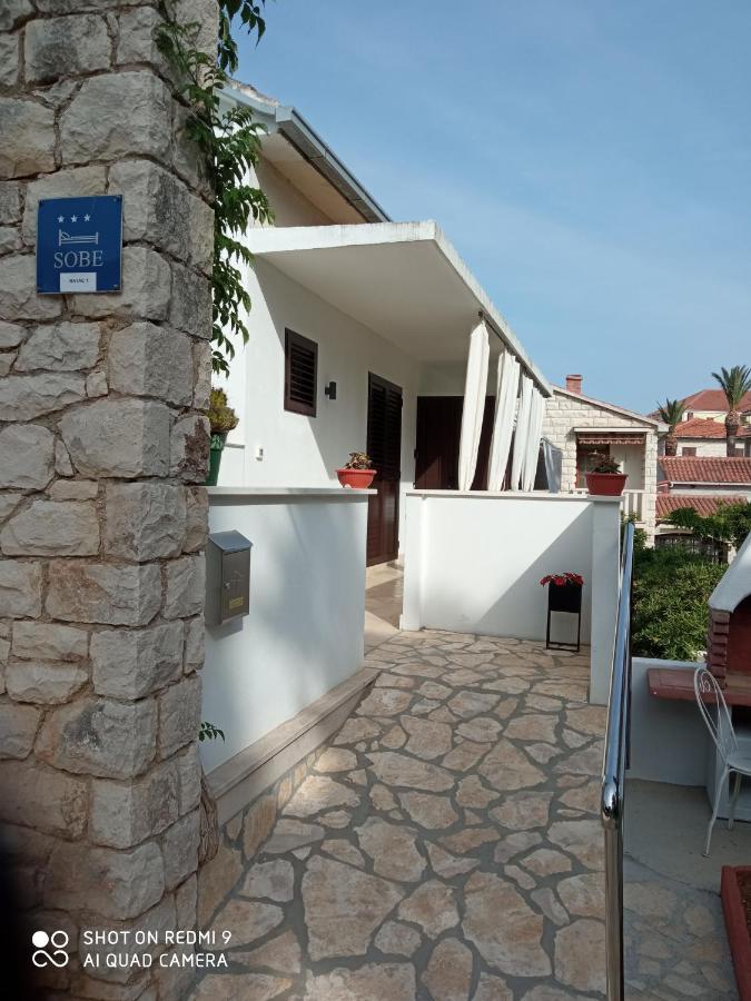 Apartment M&J Supetar Εξωτερικό φωτογραφία