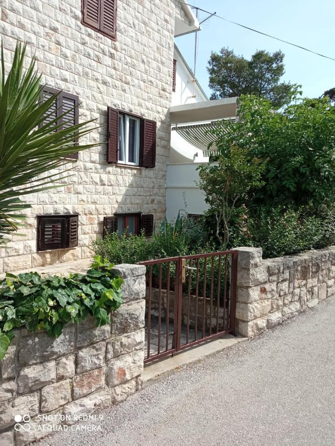 Apartment M&J Supetar Εξωτερικό φωτογραφία