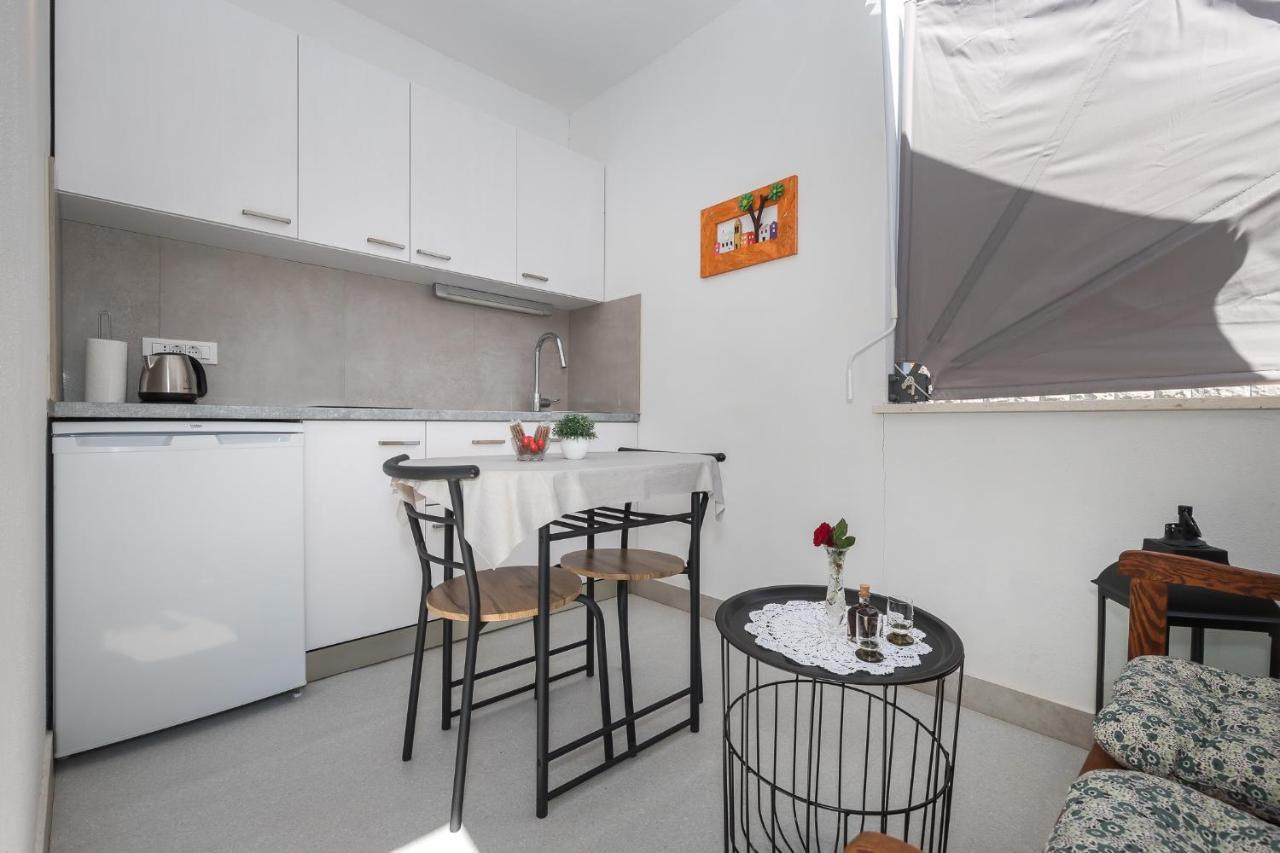 Apartment M&J Supetar Εξωτερικό φωτογραφία